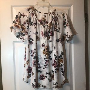 Maurcies Floral Short Sleeve shirt